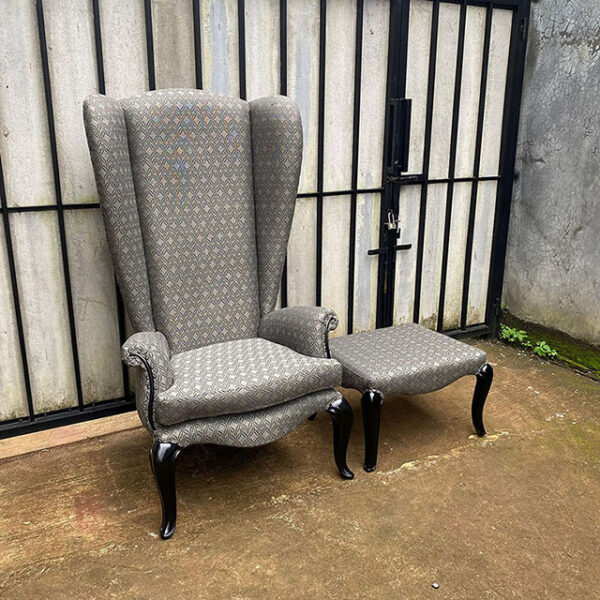 ia-1066 lazy chair
